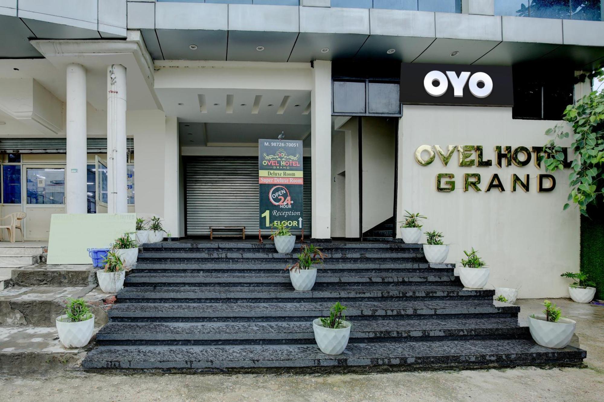 Super Collection O Ovel Hotel Grand Abadpura Exterior foto